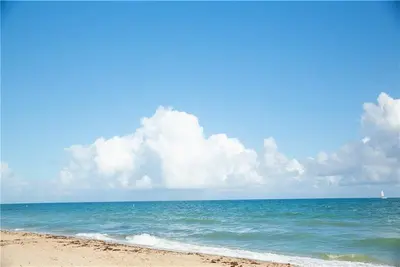 4900 N Ocean Boulevard 512, Lauderdale-By-The-Sea – sold