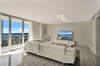 77 S Birch Road 15B, Fort Lauderdale – sold