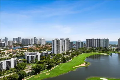 20225 NE 34th Court 2718, Aventura – sold