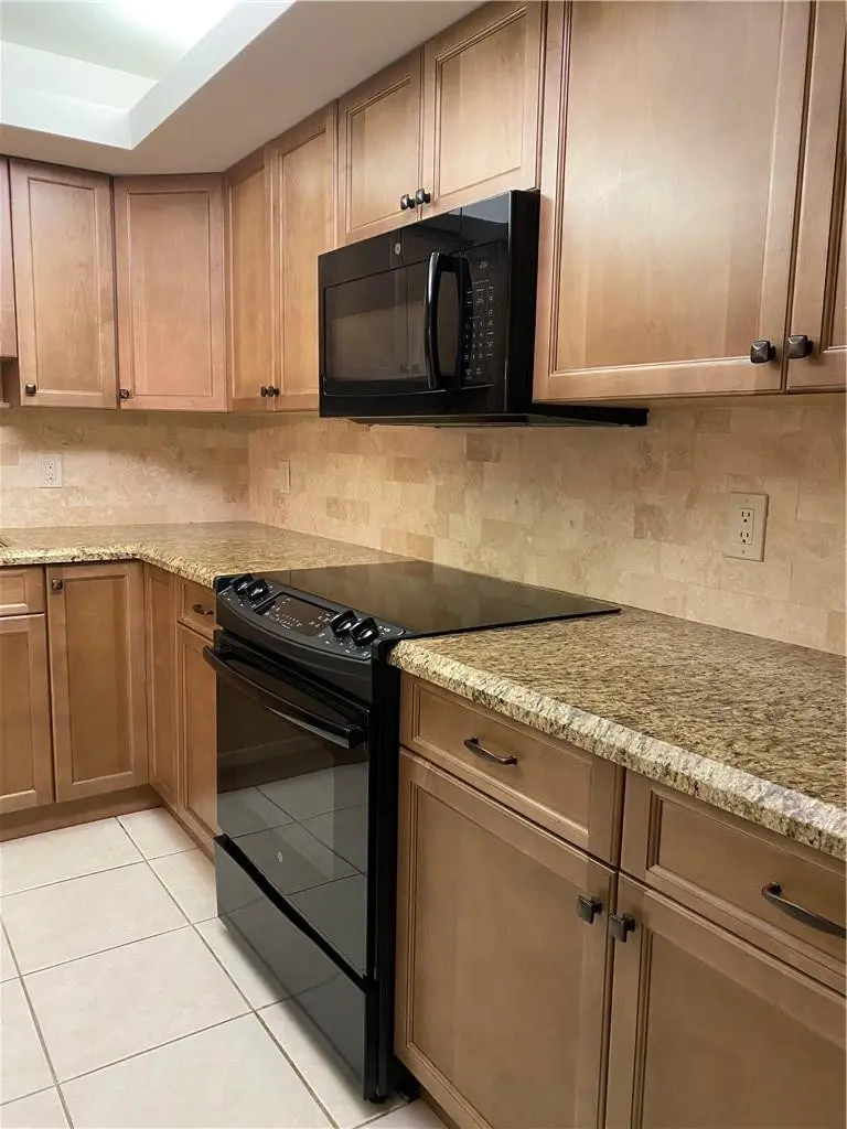 Photo 8 at 4900 N Ocean Boulevard 506, Lauderdale-By-The-Sea