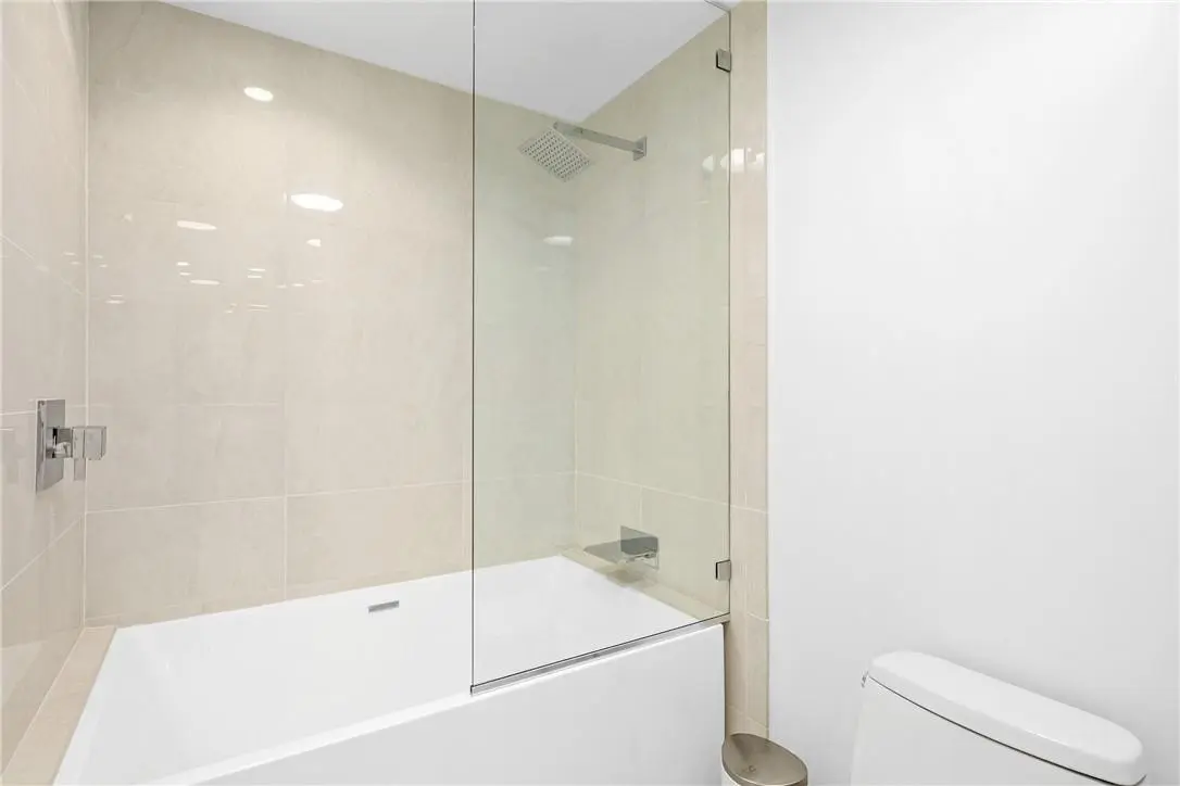 Photo 2 at 100 E Las Olas 3501, Fort Lauderdale