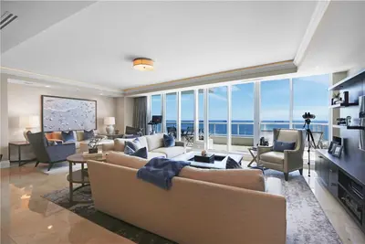1 N Fort Lauderdale Beach Boulevard 1805, Fort Lauderdale – sold
