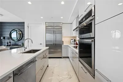 100 E Las Olas Boulevard 2102, Fort Lauderdale – sold