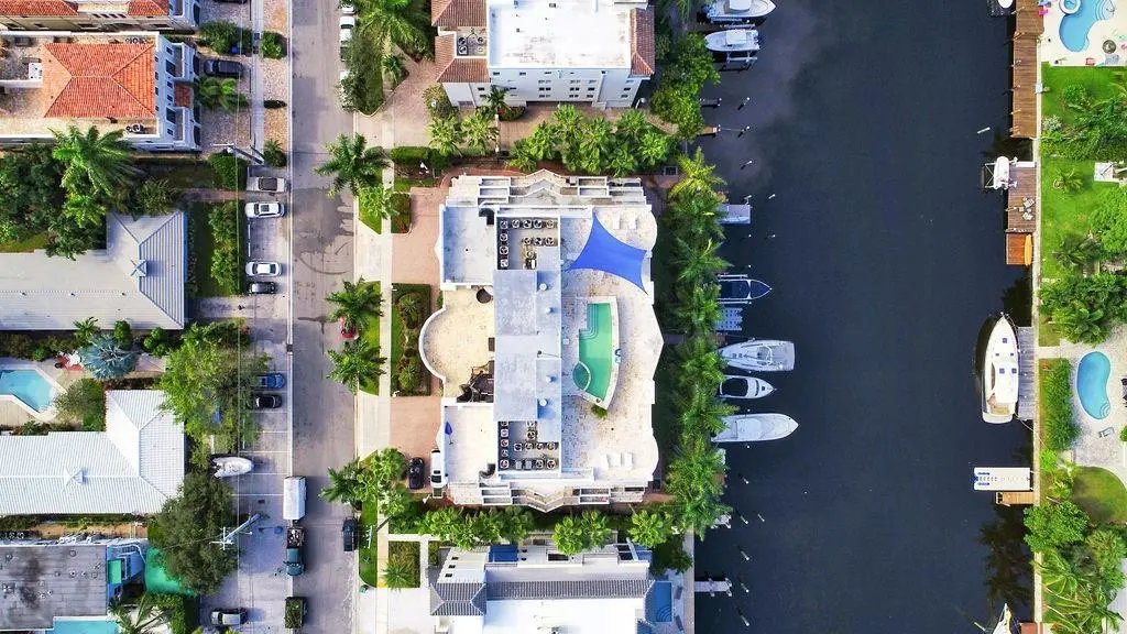 Photo 3 at 301 Hendricks Isle 6, Fort Lauderdale