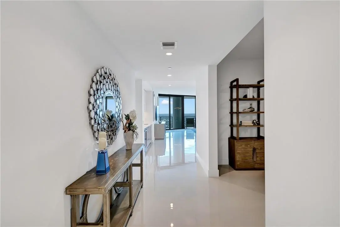 Photo 2 at 100 E Las Olas Boulevard 3703, Fort Lauderdale