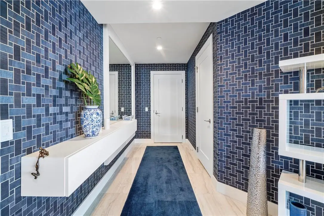 Photo 2 at 100 E Las Olas Boulevard 3701, Fort Lauderdale