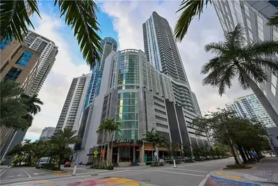 100 E Las Olas Boulevard 1903, Fort Lauderdale – sold