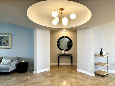 18911 Collins Avenue 1206, Sunny Isles Beach – sold