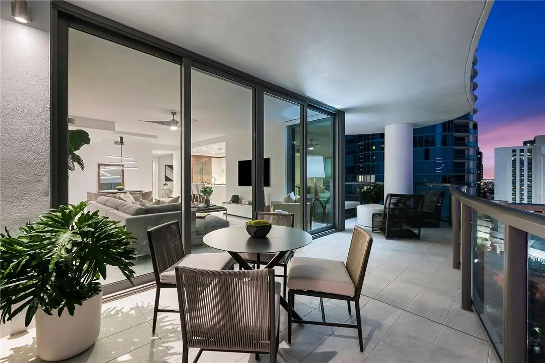 Photo 1 at 100 E Las Olas 2204, Fort Lauderdale