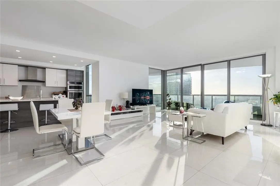 Photo 2 at 100 E Las Olas Boulevard 1804, Fort Lauderdale