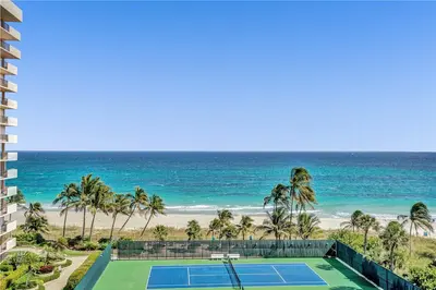 4900 N Ocean Boulevard 915, Lauderdale-By-The-Sea – sold