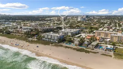 4511 El Mar Drive 204, Lauderdale-By-The-Sea – sold