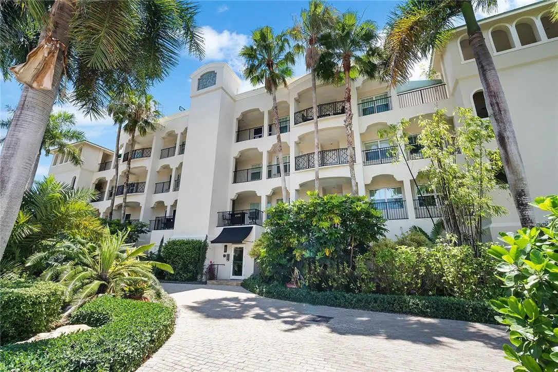 Photo 1 at 2720 NE 15th Street 301, Fort Lauderdale