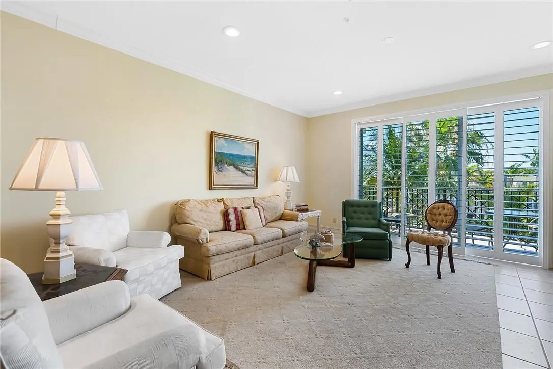Photo 3 at 2720 NE 15th Street 301, Fort Lauderdale
