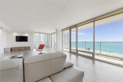 4300 N Ocean Boulevard 7H, Fort Lauderdale – sold