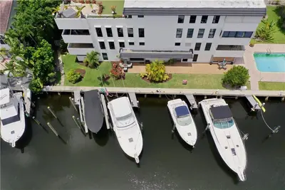 76 Isle Of Venice Drive A, Fort Lauderdale – sold