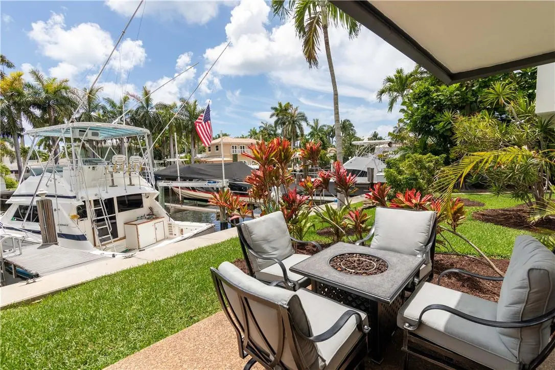 Photo 8 at 76 Isle Of Venice Drive A, Fort Lauderdale