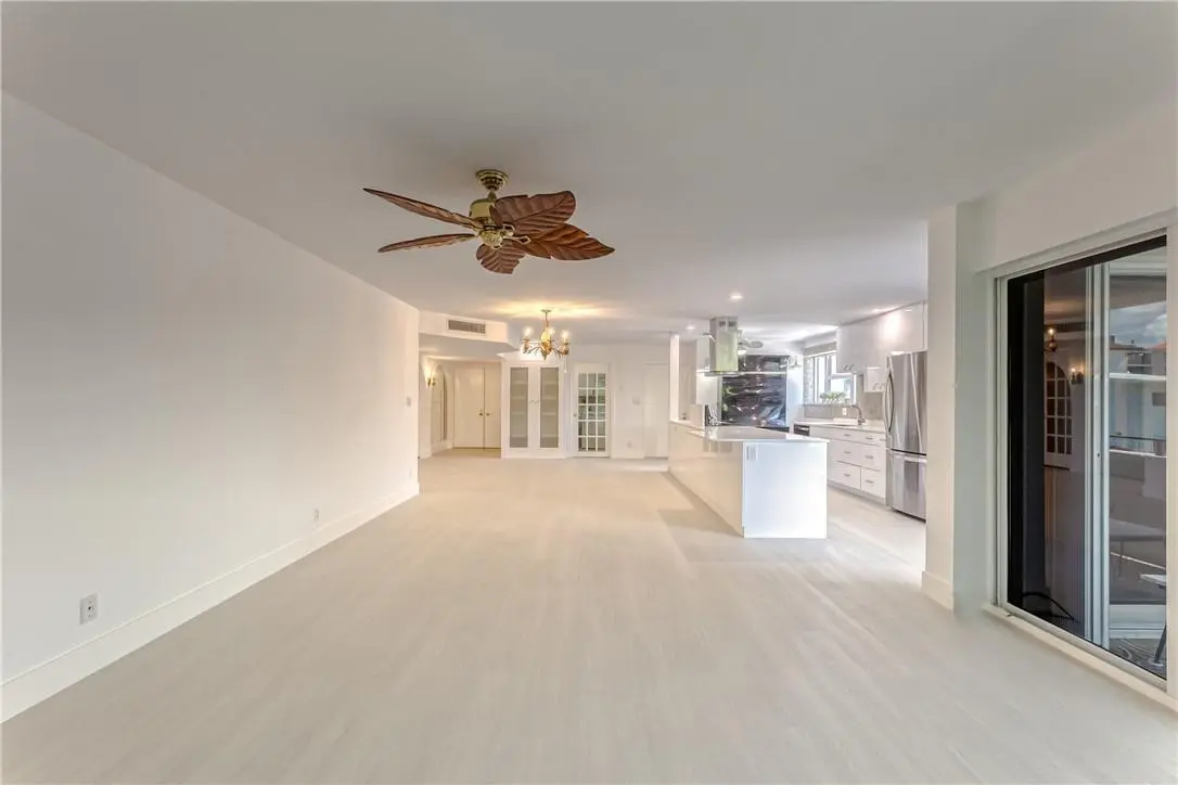 Photo 2 at 76 Isle Of Venice Drive F, Fort Lauderdale