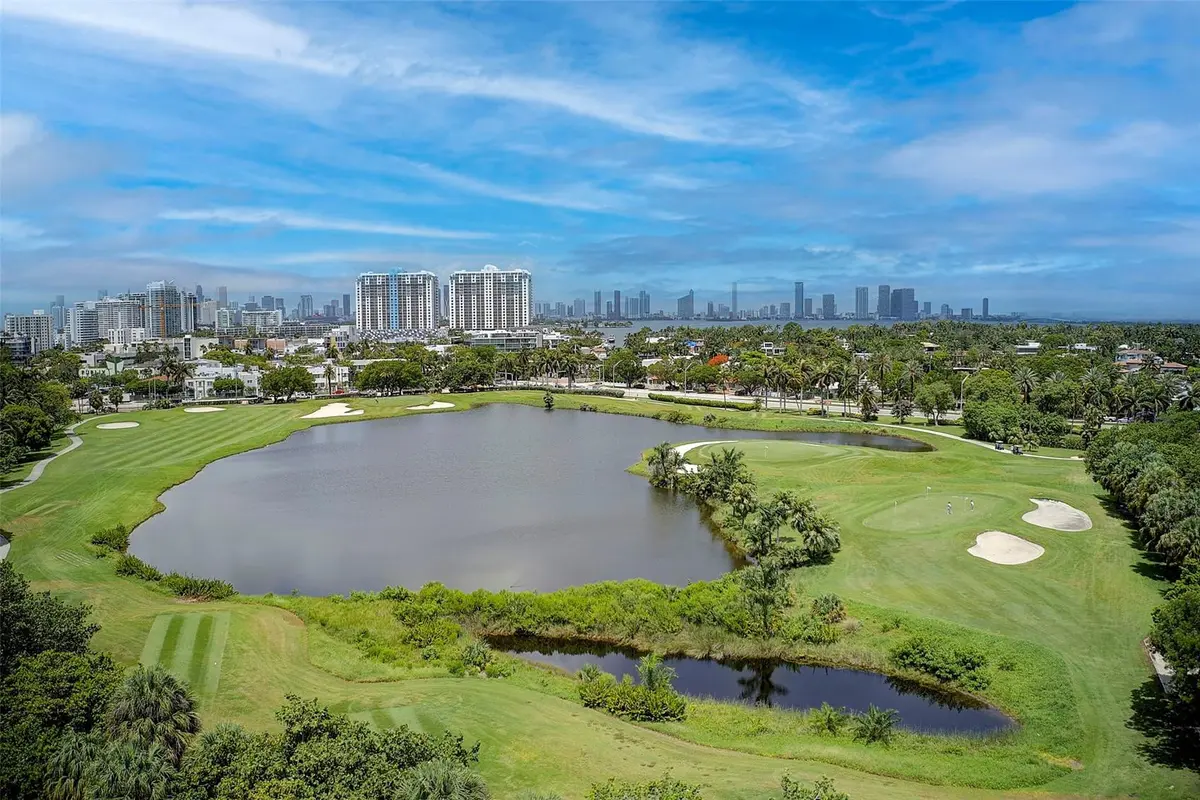 View from common area rooftop, pool are at 2001 Meridian Avenue PH-19, Miami Beach