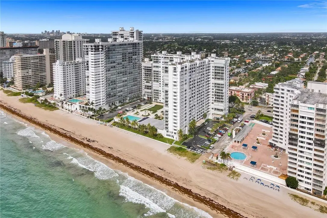 Photo 3 at 4300 N Ocean Boulevard 2D, Fort Lauderdale