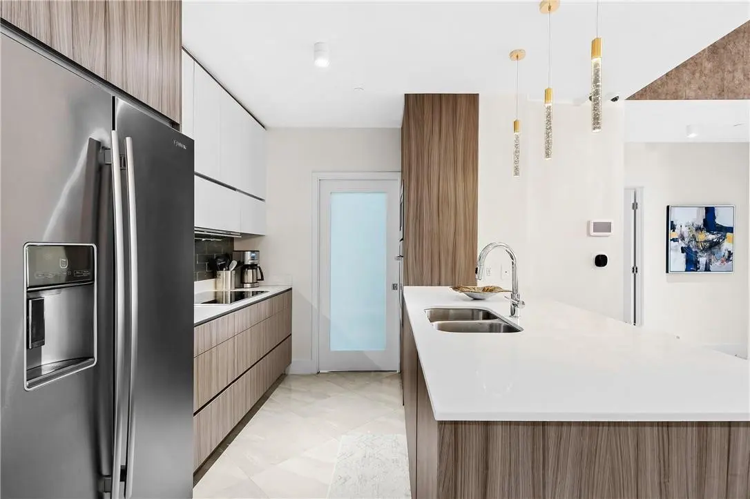 Photo 4 at 600 NE 27th Street 604, Miami