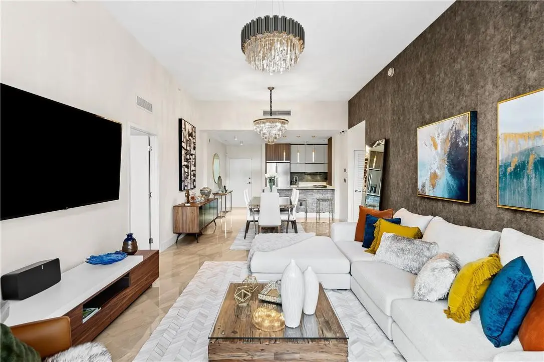 Photo 7 at 600 NE 27th Street 604, Miami