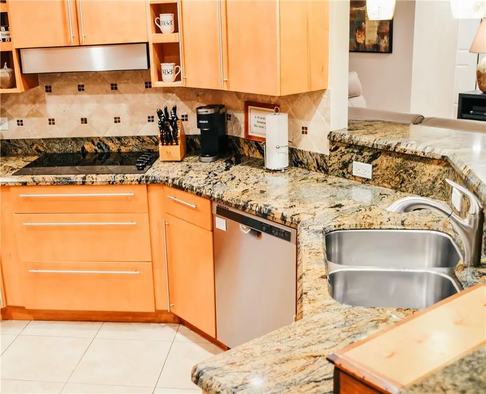 Photo 7 at 5051 NE 24th Avenue, Lighthouse Point