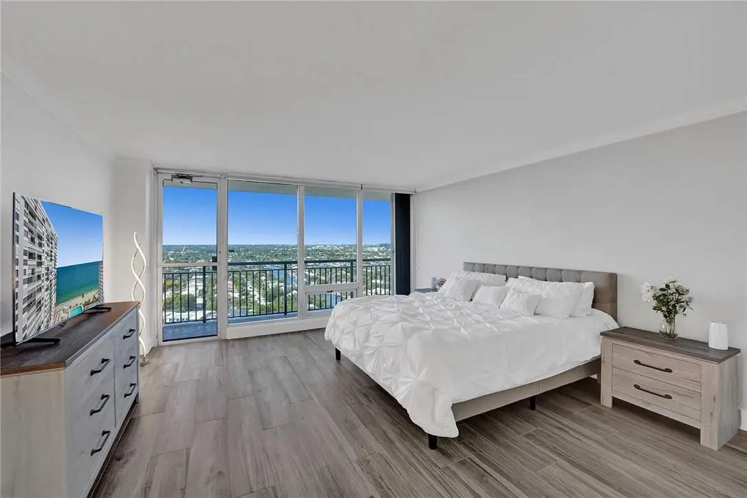 Photo 7 at 4280 Galt Ocean 17B, Fort Lauderdale