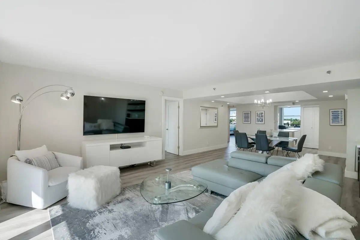 Photo 6 at 77 S Birch Road 5C, Fort Lauderdale