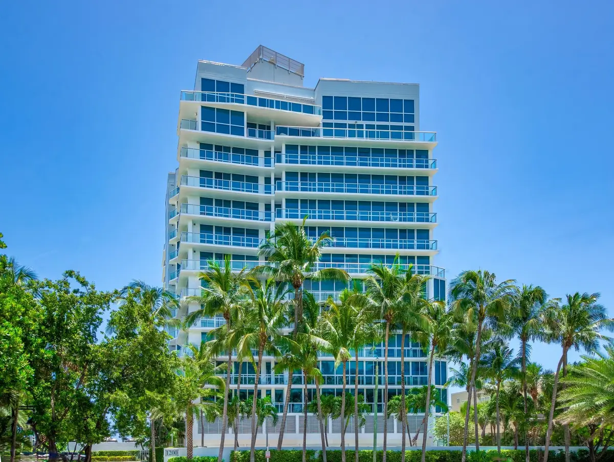 Welcome Home at 1200 Holiday Drive 705, Fort Lauderdale