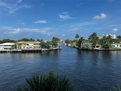 3100 NE 47th Court 303, Fort Lauderdale – sold