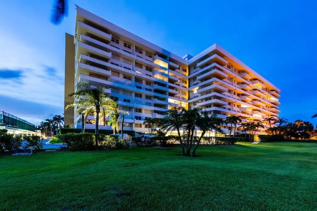 Photo 3 at 177 Ocean Lane Drive 1204, Key Biscayne