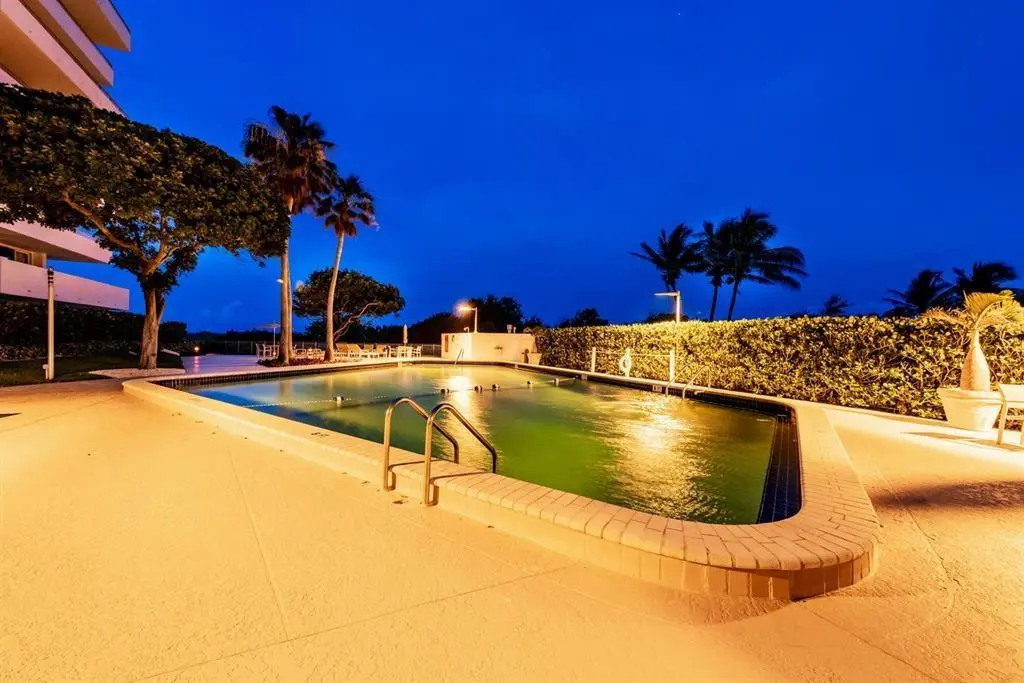 Photo 4 at 177 Ocean Lane Drive 1204, Key Biscayne