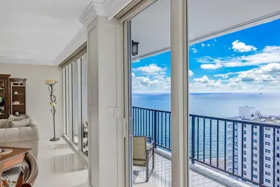 4280 Galt Ocean Drive 21H, Fort Lauderdale – sold