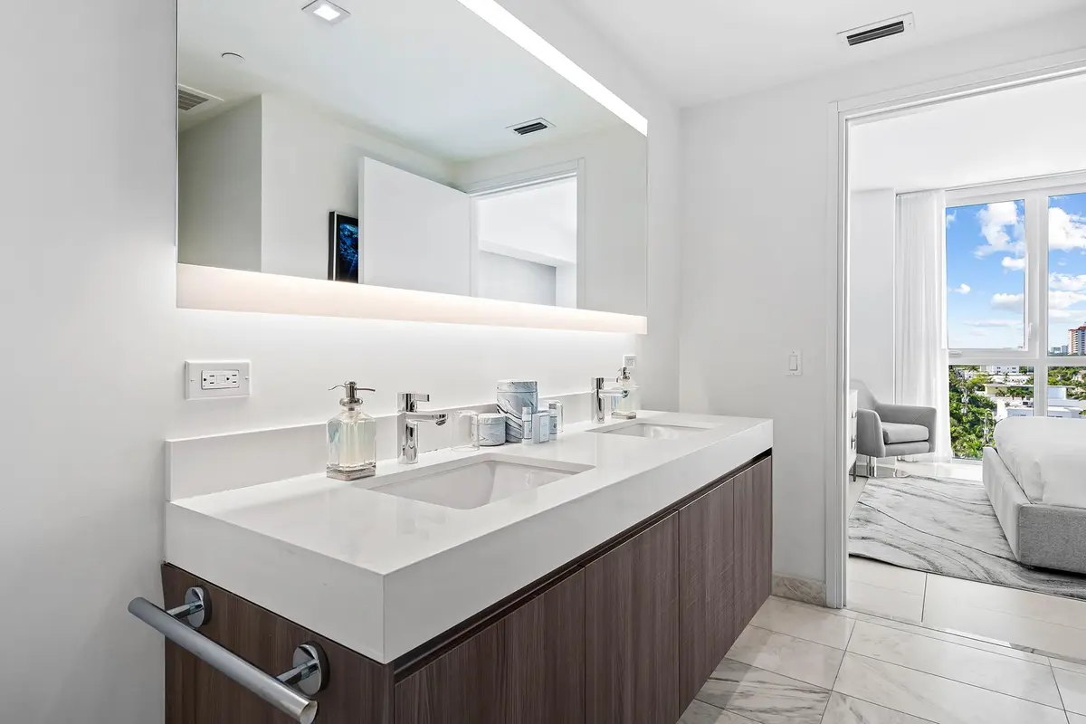 Photo 7 at 401 N Birch Road 712, Fort Lauderdale