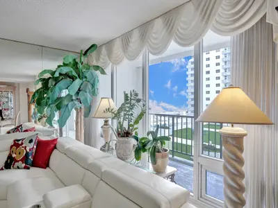 4280 Galt Ocean Drive 3H, Fort Lauderdale – sold