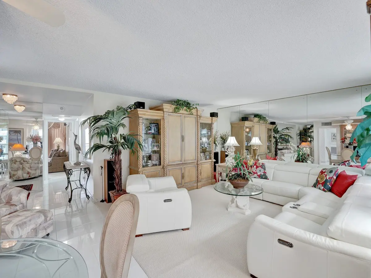 Photo 8 at 4280 Galt Ocean Drive 3H, Fort Lauderdale