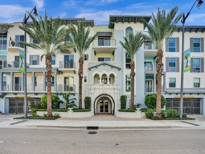4511 El Mar Drive 210, Lauderdale-By-The-Sea – sold