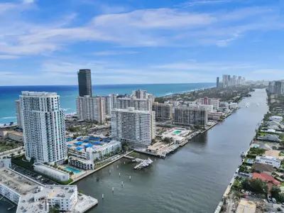 1945 S Ocean Drive 501, Hallandale Beach – sold