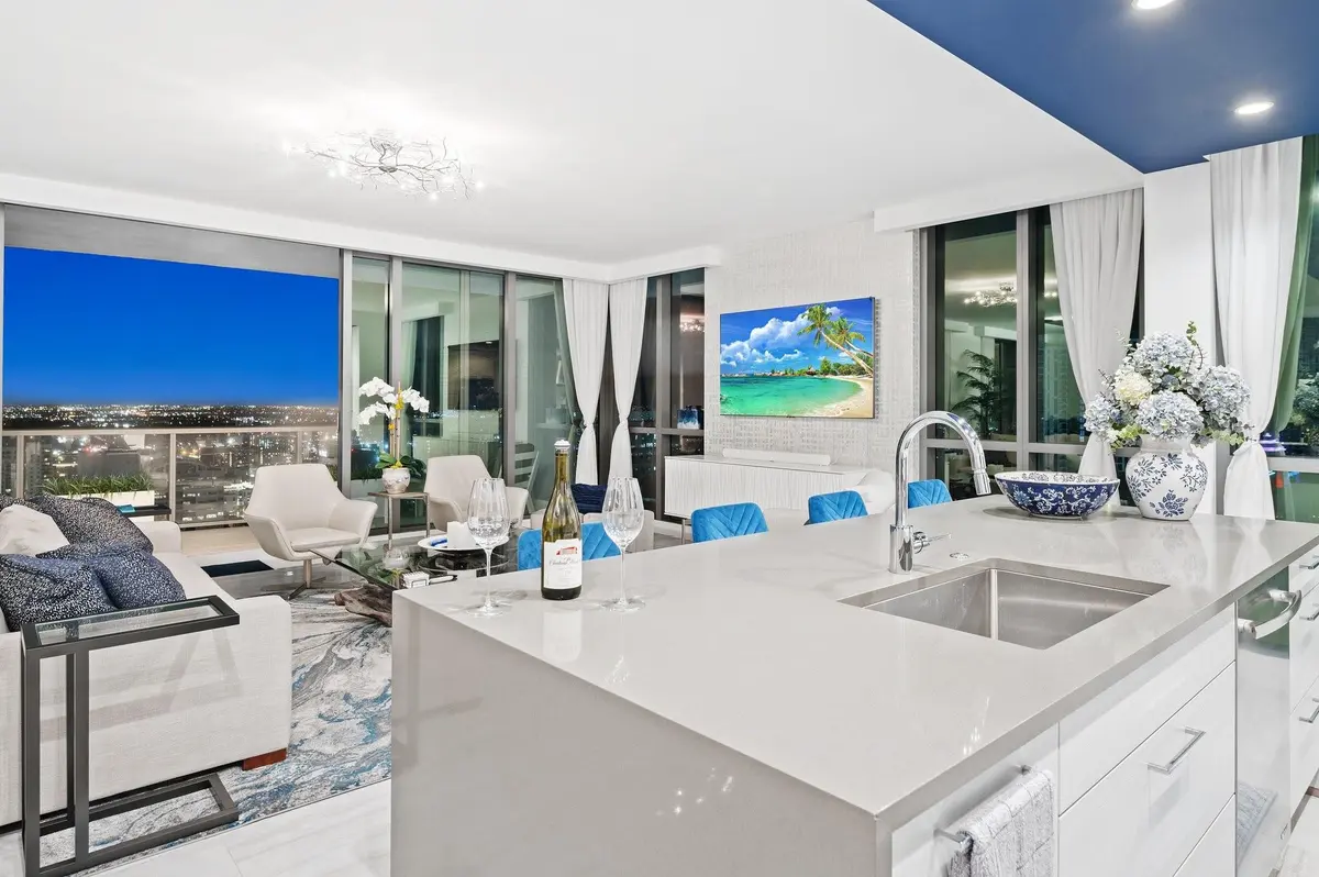 Photo 4 at 100 E Las Olas Boulevard 3701, Fort Lauderdale