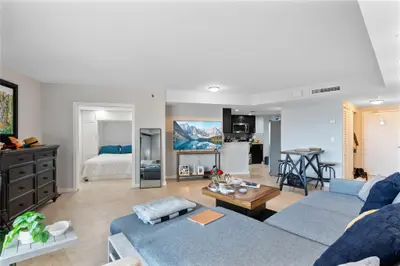 3800 Galt Ocean Drive 202, Fort Lauderdale – Condominium for sale