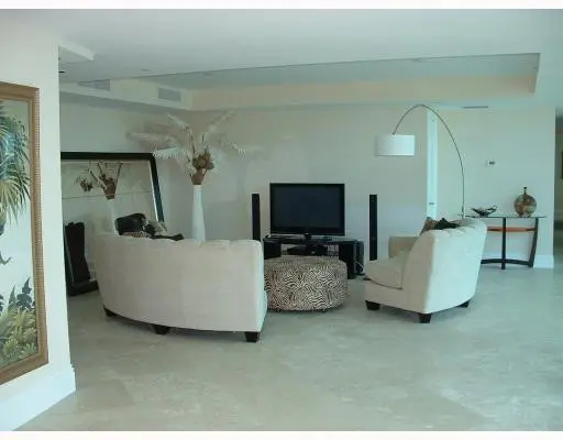 Living Room at 1200 Holiday Drive 406, Fort Lauderdale
