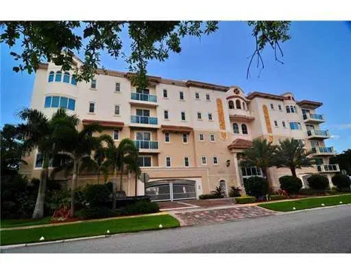 Exterior Front at 516 Hendricks Isle 5A, Fort Lauderdale