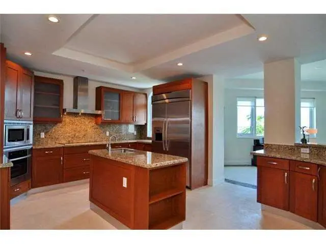 Kitchen at 516 Hendricks Isle 1, Fort Lauderdale