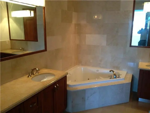 Master Bath/Spa at 516 Hendricks Isle 3B, Fort Lauderdale