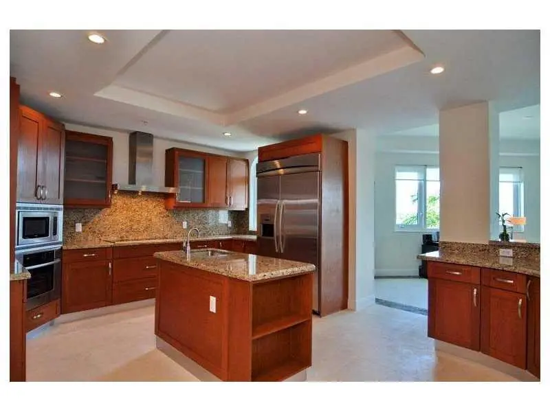 Kitchen at 516 Hendricks Isle 5A, Fort Lauderdale