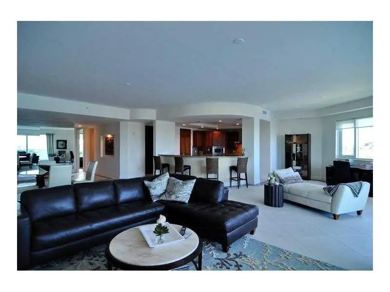 Living Room at 516 Hendricks Isle 5A, Fort Lauderdale