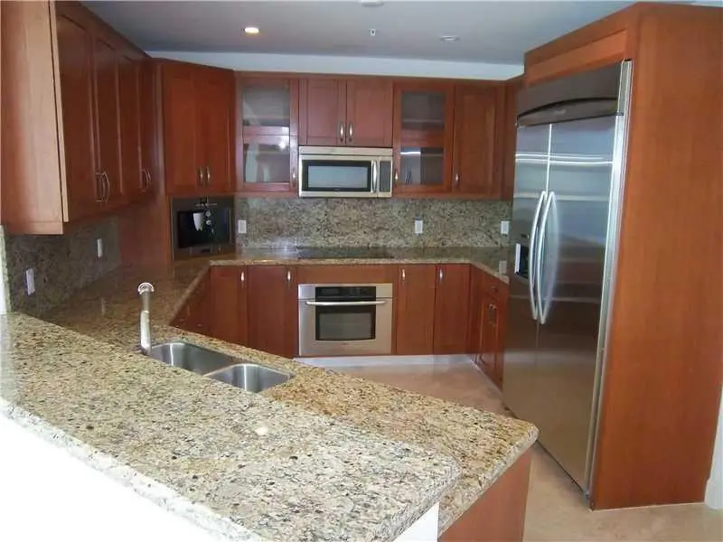 Kitchen at 516 Hendricks Isle 4B, Fort Lauderdale