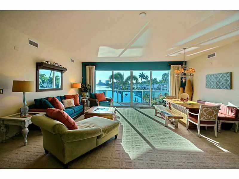 Living Room at 516 Hendricks Isle 2B, Fort Lauderdale