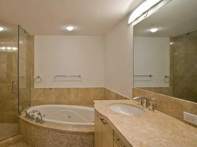Bathroom Master at 1200 Holiday Drive, Fort Lauderdale